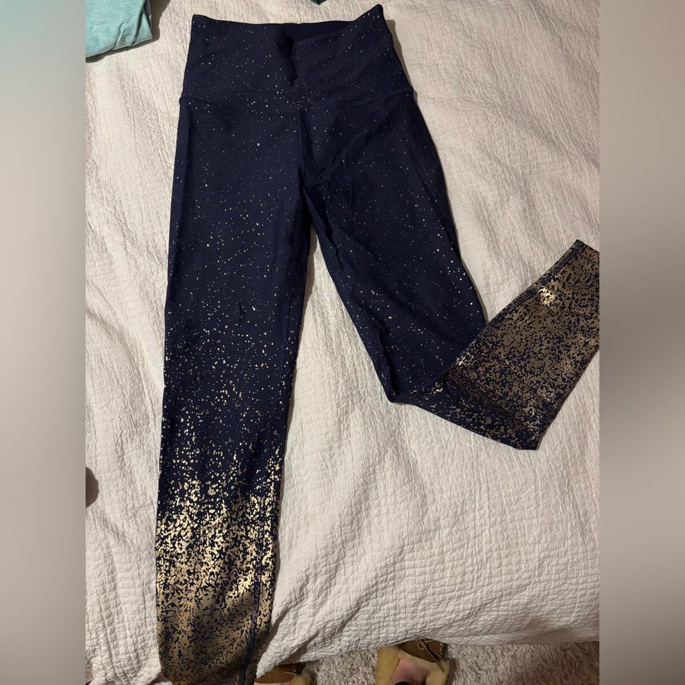 Beyond Yoga Navy/Gold Leggings